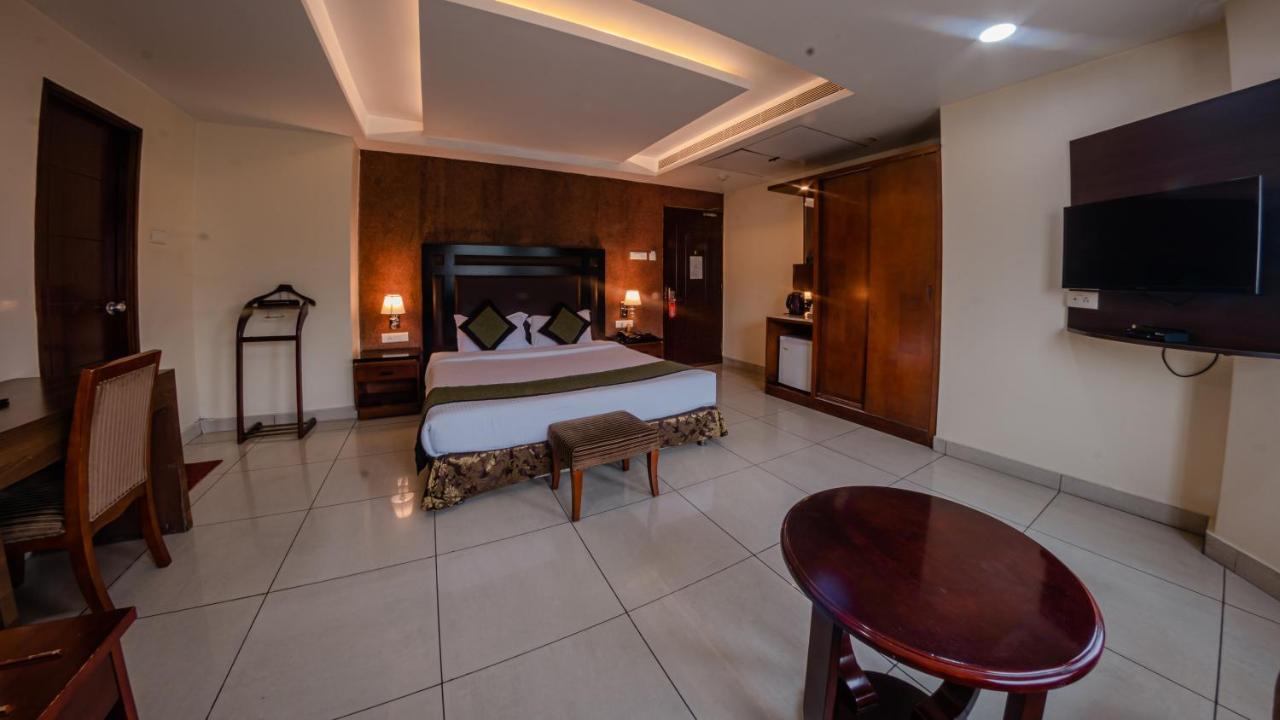 Hotel Gateway Grandeur Guwahati Luaran gambar