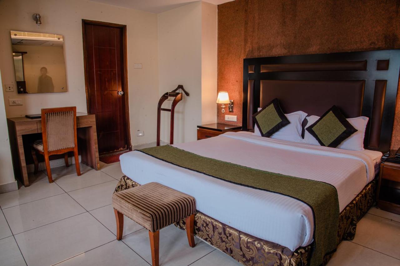Hotel Gateway Grandeur Guwahati Luaran gambar