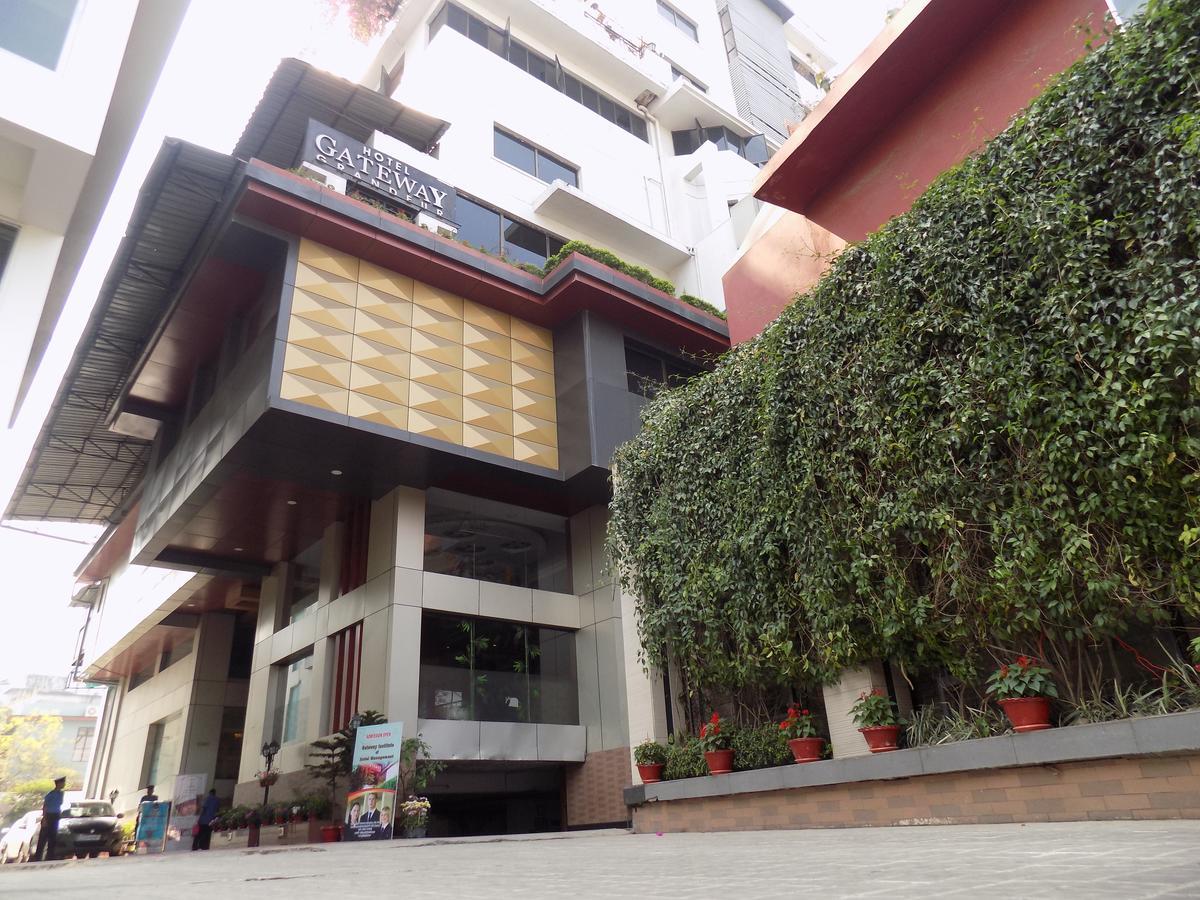 Hotel Gateway Grandeur Guwahati Luaran gambar